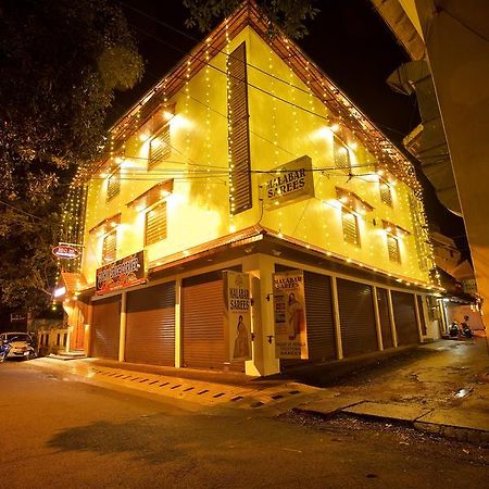 Roses Inn Fortkochi Kochi Exterior foto