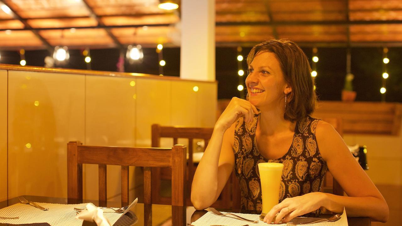 Roses Inn Fortkochi Kochi Exterior foto